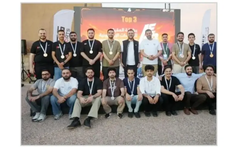 الأمير عمر بن فيصل يُتوج الفائزين ببطولة العقبة للرياضات الإلكترونية